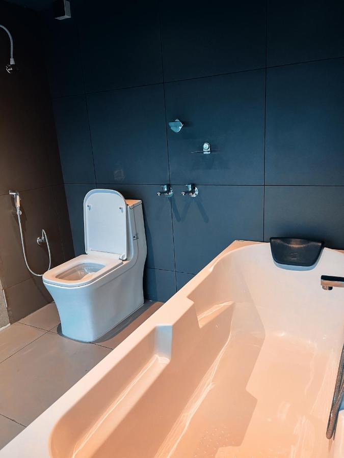 Bbc Luxury Apartments Perintalmanna Bagian luar foto
