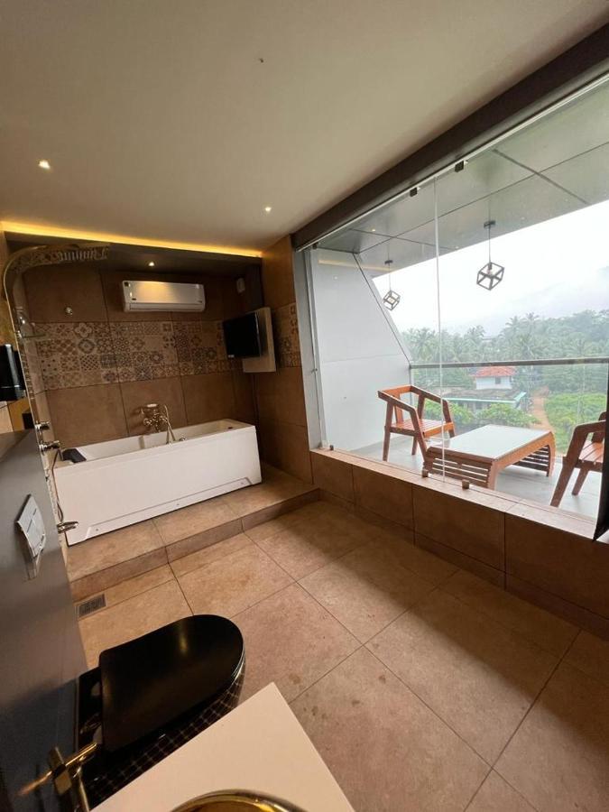 Bbc Luxury Apartments Perintalmanna Bagian luar foto