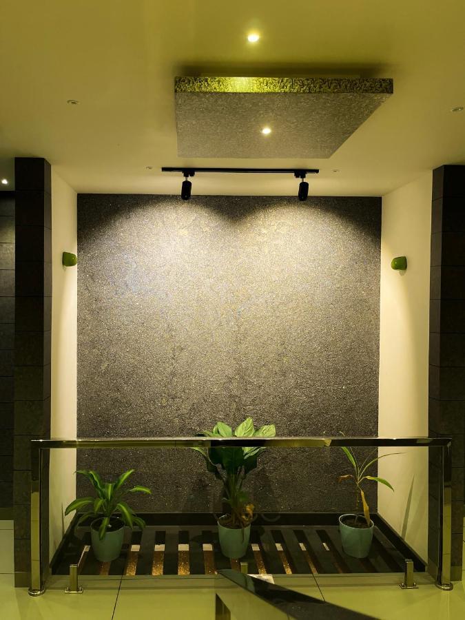 Bbc Luxury Apartments Perintalmanna Bagian luar foto